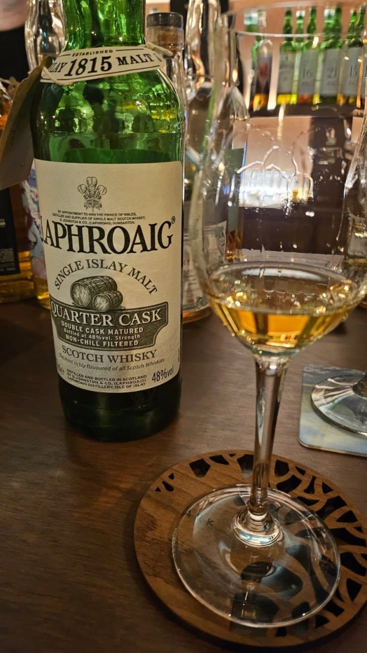 Laphroaig Quarter Cask 초기형 위스키 사진