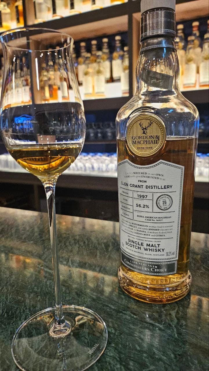 Gordon & MacPhail Connoisseurs Choice Glen Grant 1997 26 Years Old 위스키 사진