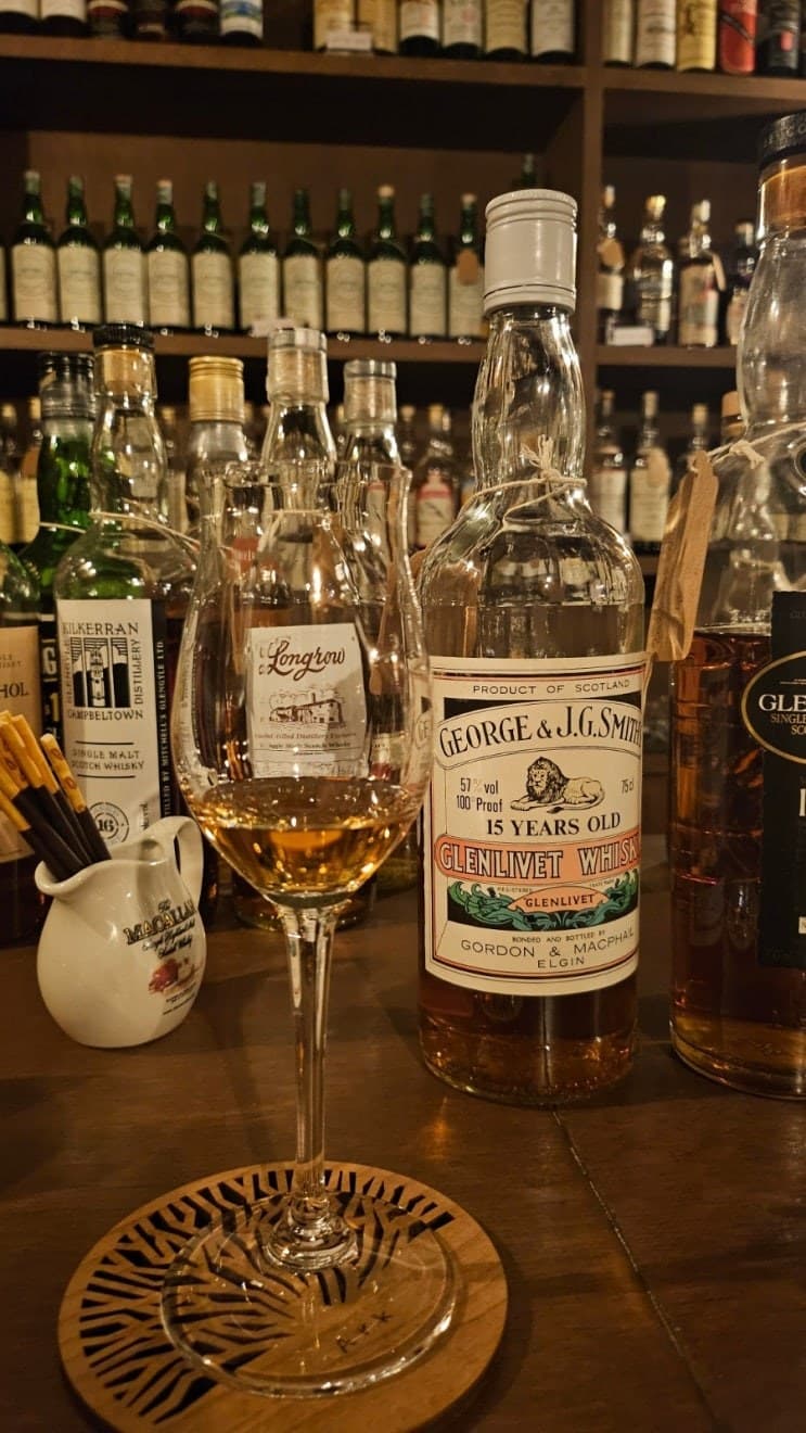 Gordon&Macphail Glenlivet 100 proof 15 year old 위스키 사진