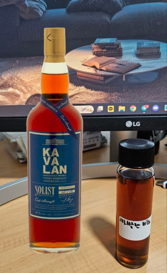 Kavalan Solist Vinho Barrique 위스키 사진