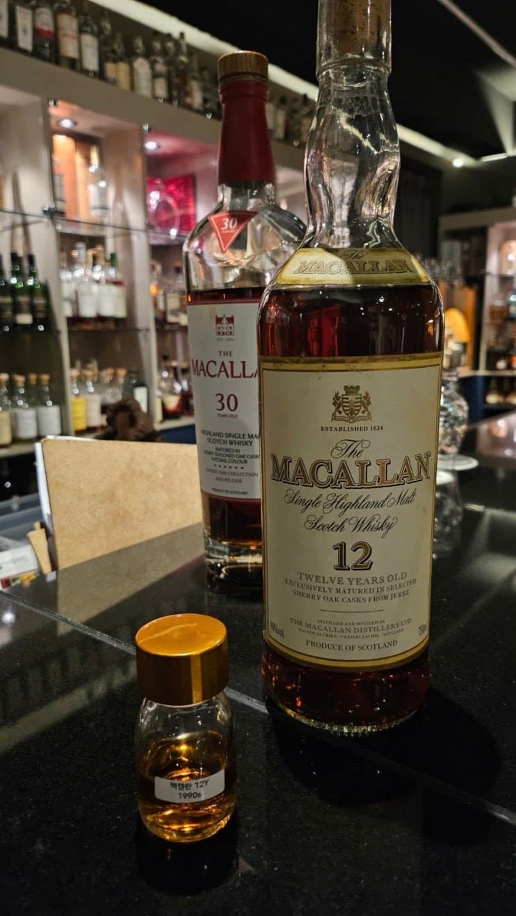 Macallan 12 year old 위스키 사진