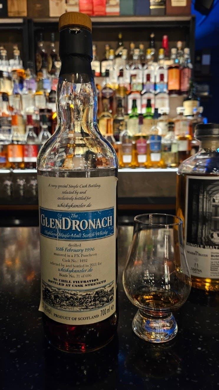 Whiskykanzler Glendronach 1996 위스키 사진